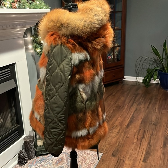 Moose Knuckles Fox Fur Reversible Coat - NWT - Picture 9 of 15